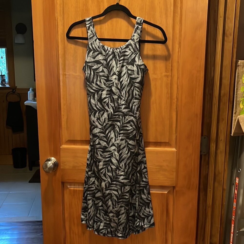 Prana Black and White Leaf Print Skirt
